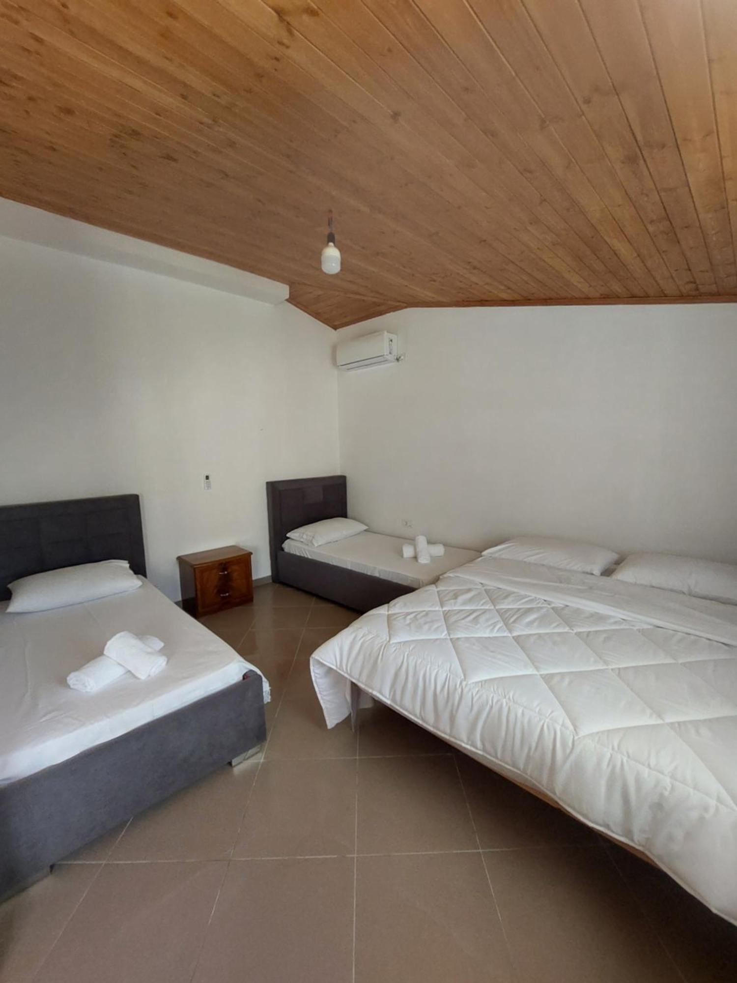 Guest House Xhaferaj Berat Kültér fotó
